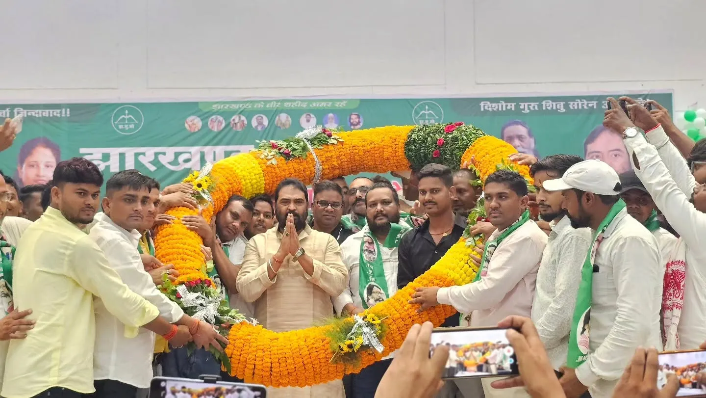 मतदाता सूची पुनरीक्षण को लेकर झामुमो सक्रिय, बूथ सम्मेलन में बीएलए-2 को मिला विशेष प्रशिक्षण